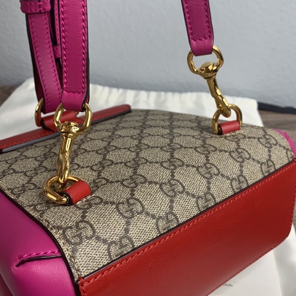 ❤️❤️SOLD❤️❤️Gucci padlock coated canvas backpack - Picture 3 of 11